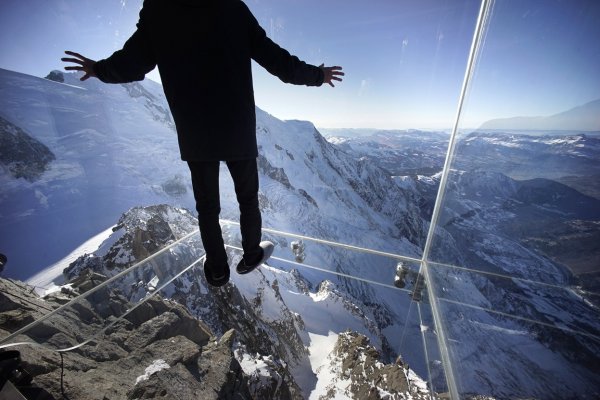Игра в виртуальной реальности помогла в лечении страха высоты