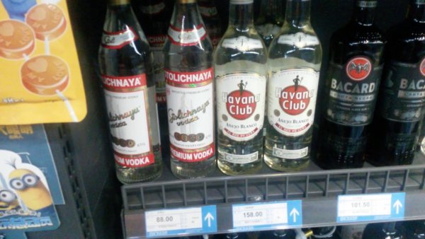 «Заработок на здоровье детей»: В России собираются продавать спиртное около школ