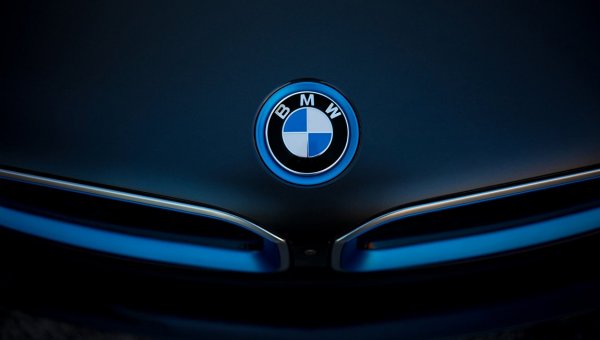 В Красноярске с тест-драйва угнали два BMW за 7,3 млн рублей