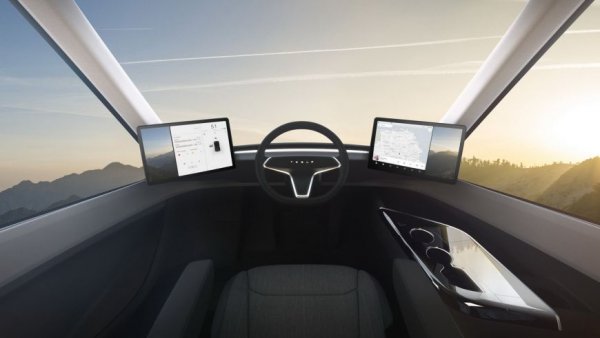 Новую электрическую фуру Tesla Semi заметили на тестах в США
