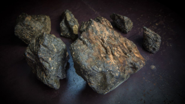 Лунный метеорит продали за 40 миллионов рублей