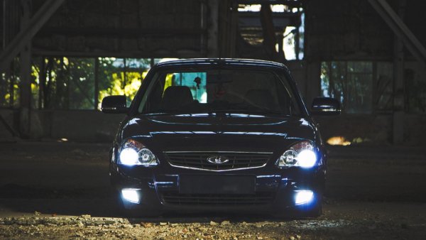 «Самая чёткая»: LADA Priora с пневмоподвеской Subaru восхитила сеть
