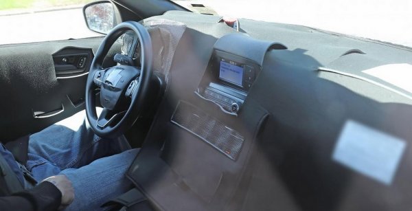Первые изображения нового Ford Kuga 2020 показали в сети