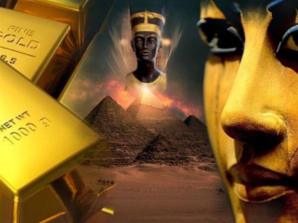 Загадка Нефертити раскрыта: Тайная гробница царицы Египта найдена на плато Гиза в Каире
