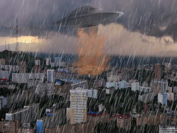 Смывают с лица Земли: Очевидцы засняли, как пришельцы с крипто-пушек атаковали Владивосток