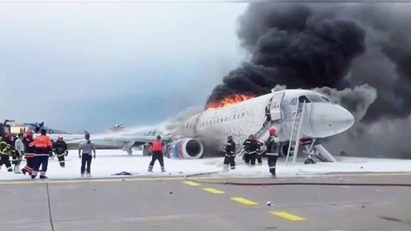 Аэропорт смерти: В Шереметьево обнаружили странное излучение уничтожающее самолеты – эксперт
