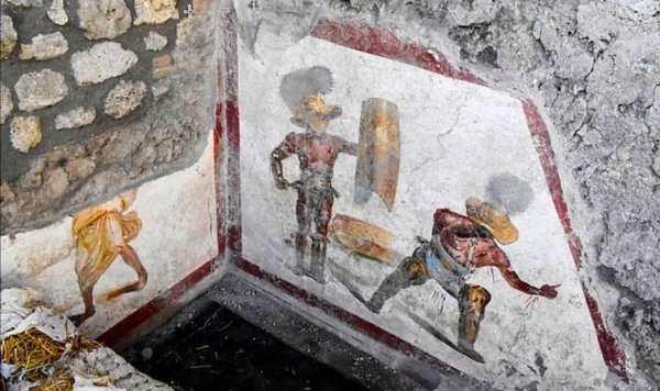 Археологи нашли фреску с изображением кровавого сражения гладиаторов I века